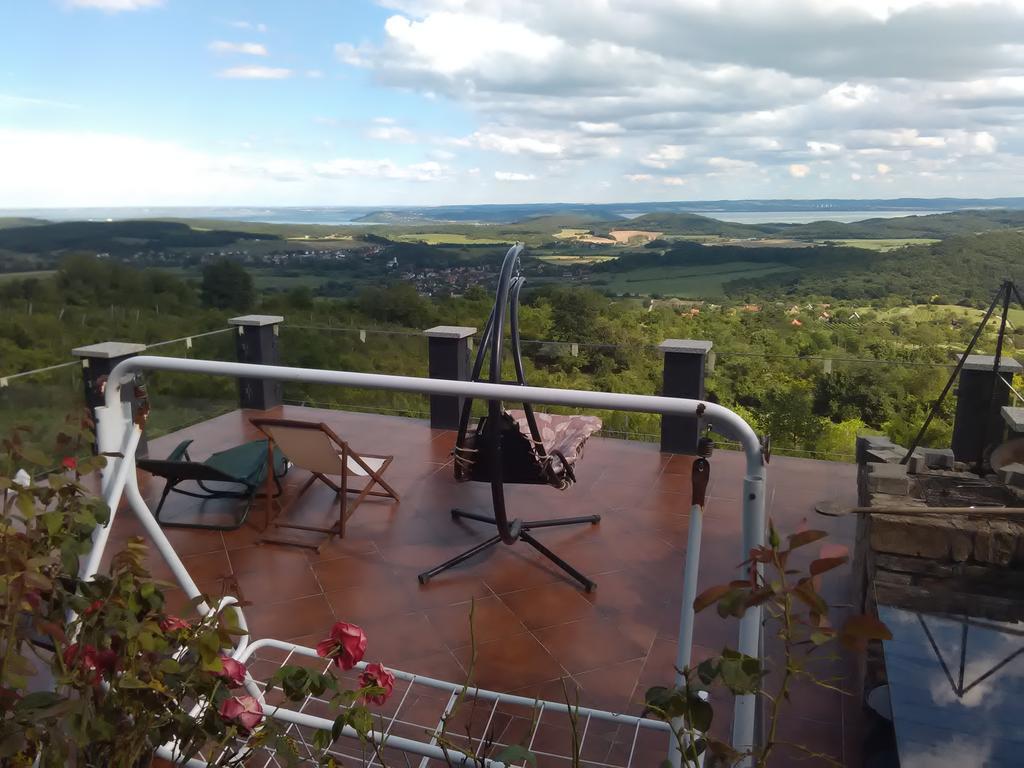 Villa Borospince Vendeghaz Pécsely Exterior foto
